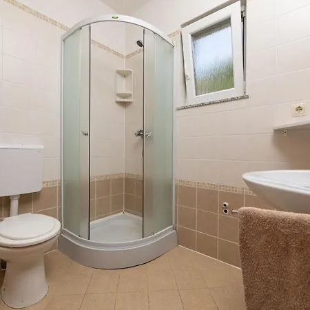 Apartman Mia *